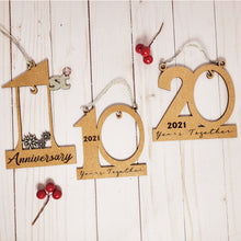 Load image into Gallery viewer, Cork Keepsake Ornament