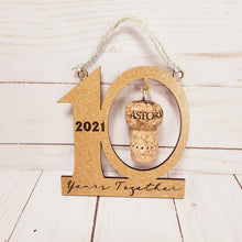 Load image into Gallery viewer, Cork Keepsake Ornament